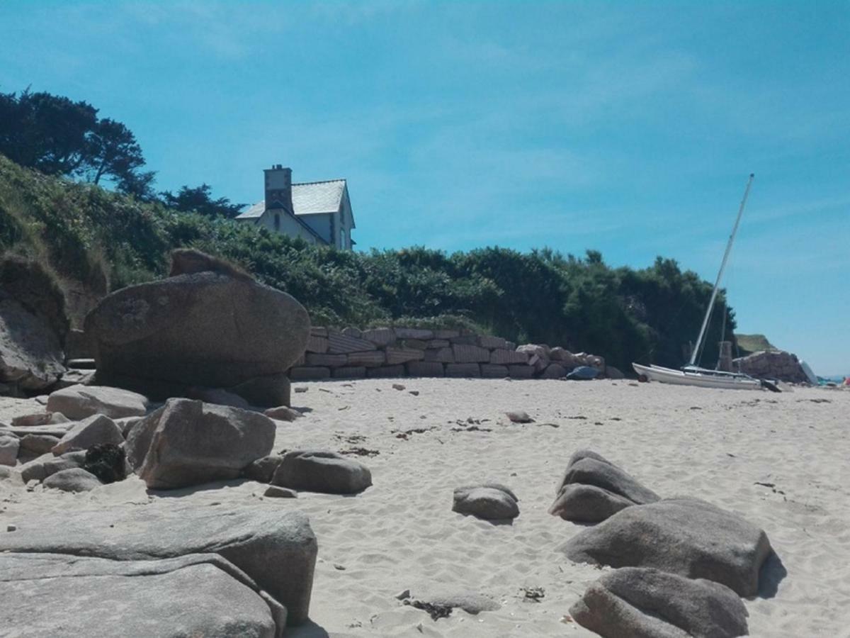 Vue Mer Cote De Granit Rose En Bretagne Trebeurden Bagian luar foto